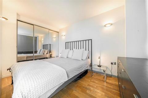 2 bedroom flat to rent, Arklow Road, London SE14