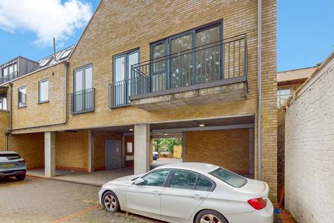 1 bedroom flat to rent, Dignam Close, London NW2