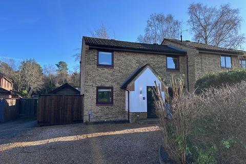 Pewsey Vale, Bracknell RG12