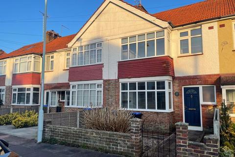 3 bedroom terraced house to rent, Ripley Road, Worthing, BN11 5NH