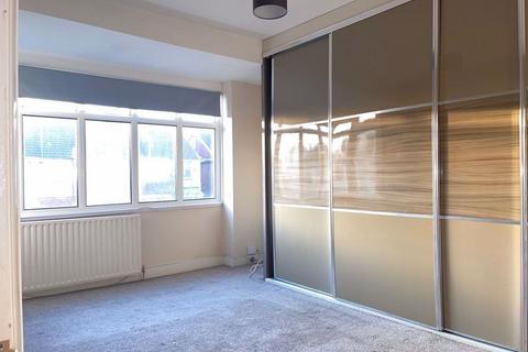 3 bedroom terraced house to rent, Ripley Road, Worthing, BN11 5NH