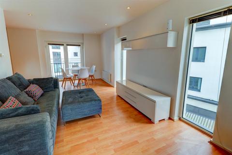 2 bedroom apartment to rent, The Parade, Leamington Spa