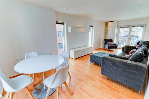 2 bedroom apartment to rent, The Parade, Leamington Spa
