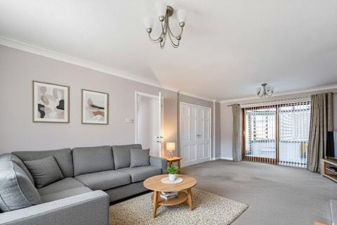 4 bedroom detached house for sale, St. Johns Road, Reading RG7