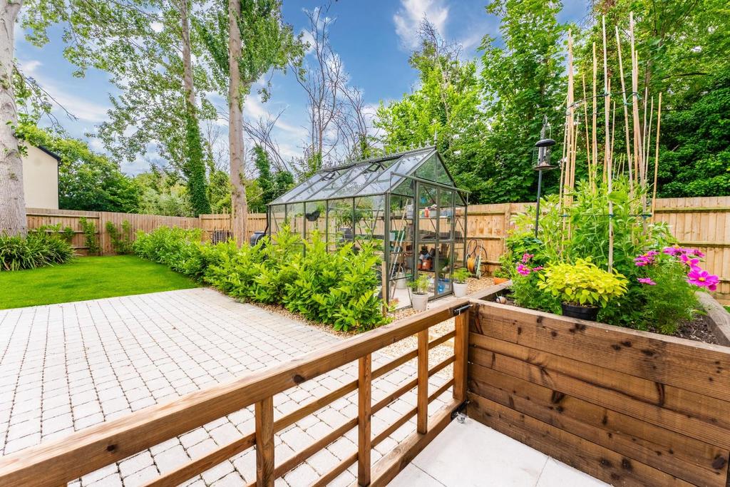 9 - garden.jpeg