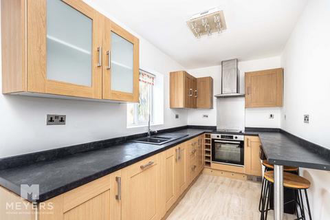 3 bedroom maisonette to rent, Southcote Road, Bournemouth, BH1 3