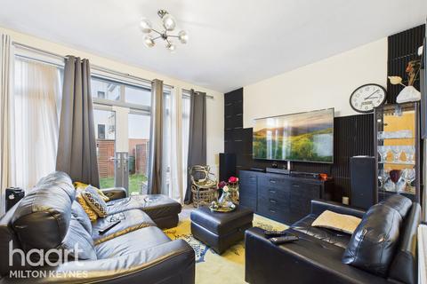 3 bedroom semi-detached house for sale, Heywood Gate, Milton Keynes