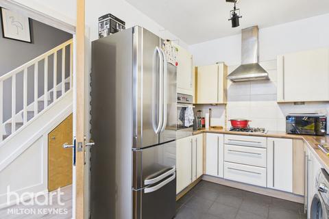 3 bedroom semi-detached house for sale, Heywood Gate, Milton Keynes