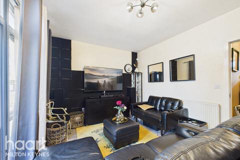 3 bedroom semi-detached house for sale, Heywood Gate, Milton Keynes
