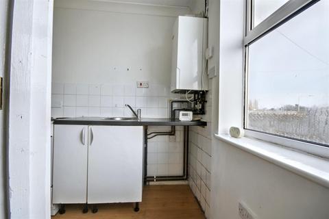 1 bedroom apartment to rent, Long Road, Lowestoft NR33