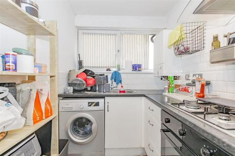 Studio for sale, Green Place, Crayford, Kent