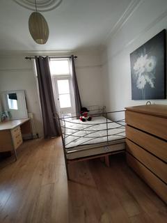 1 bedroom in a house share to rent, Hillingdon Hill, Uxbridge UB10