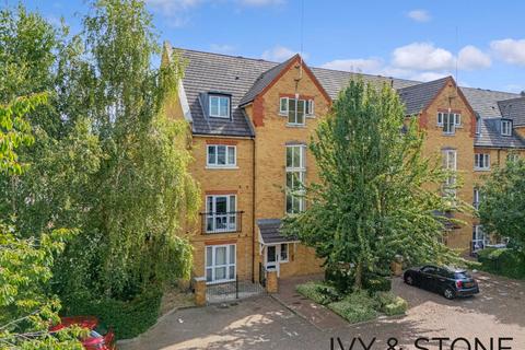 2 bedroom apartment to rent, Turner Street, London, Greater London, E16