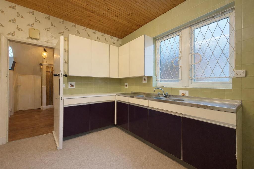 Edited kitchen .png