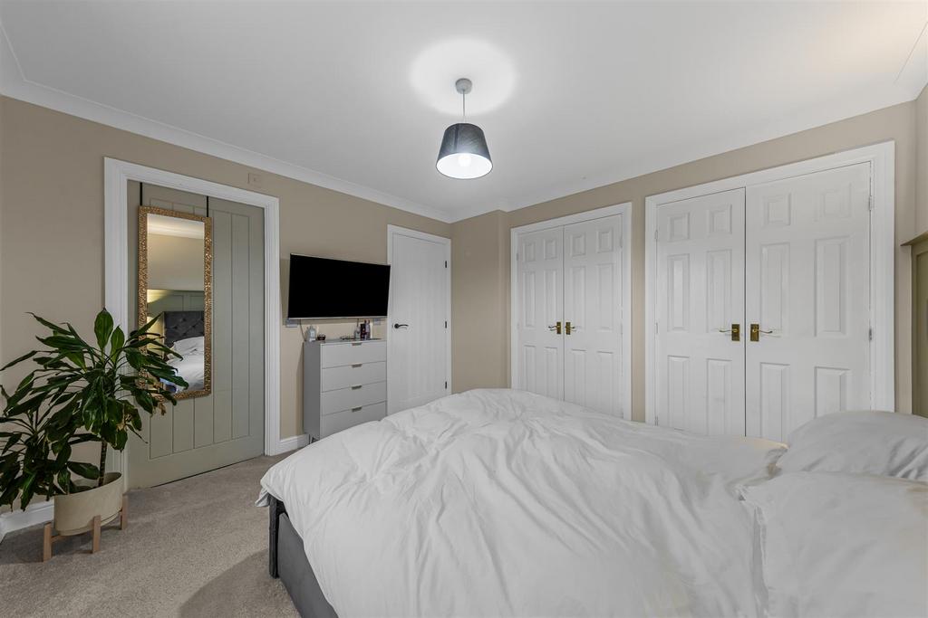 37 Church Farm Ave Web35.jpg