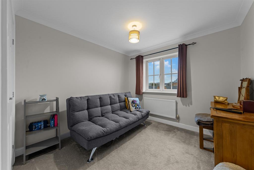 37 Church Farm Ave Web33.jpg