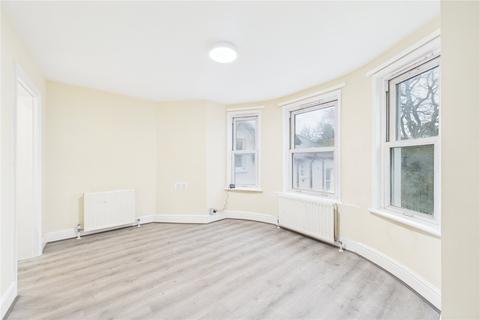 2 bedroom apartment to rent, Andover Road, Newbury, Berkshire, RG14