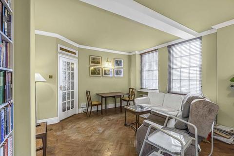 2 bedroom flat to rent, Queensway, London W2
