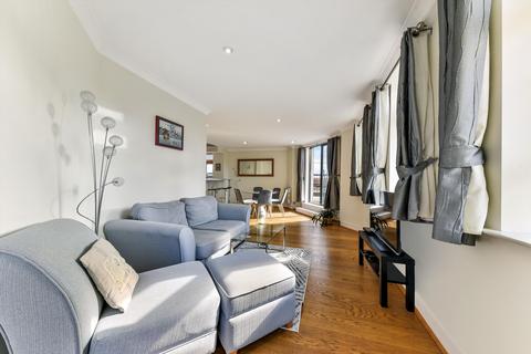 2 bedroom flat to rent, The Cobalt Building, Bridgewater Square, London, EC2Y
