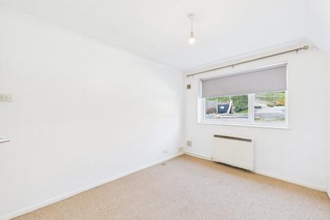 2 bedroom apartment to rent, Windsor Drive, High Wycombe, Buckinghamshire, HP13