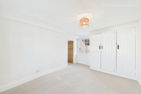 undefined, High Street, Baldock SG7