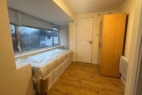 undefined, Coniston Avenue, Perivale, Greenford