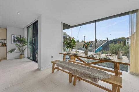 3 bedroom flat to rent, Oval Road, Primrose Hill, NW1