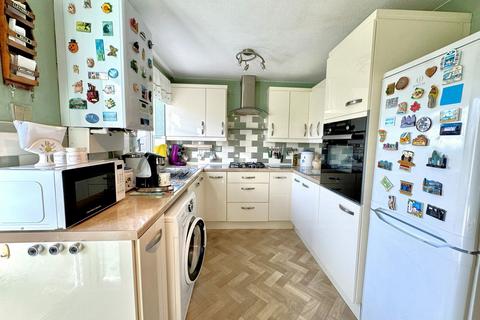 2 bedroom end of terrace house for sale, Walcot Close, Plymouth PL6