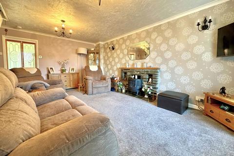 2 bedroom end of terrace house for sale, Walcot Close, Plymouth PL6