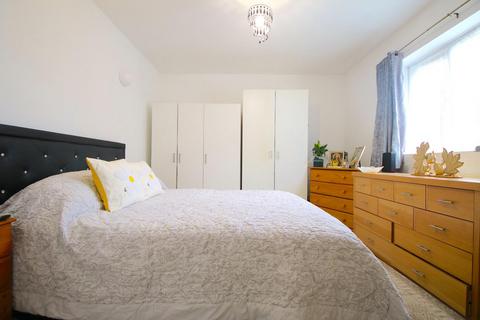 4 bedroom house to rent, Bevan Avenue, Barking IG11