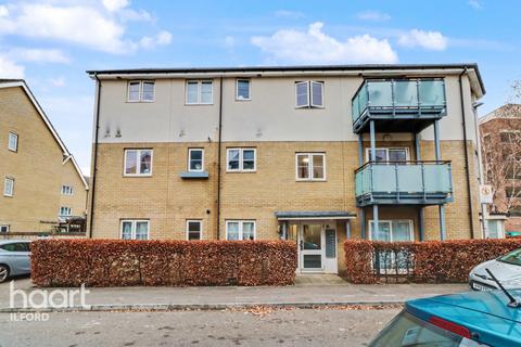 2 bedroom flat for sale, Clark Grove, Ilford