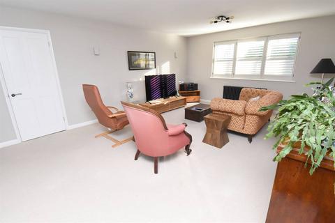 4 bedroom detached house for sale, Kingsdown Park, Tankerton, Whitstable