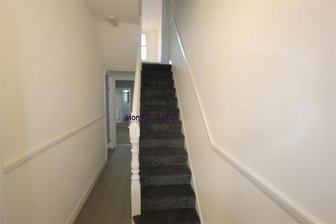 undefined, Forest Gate E7