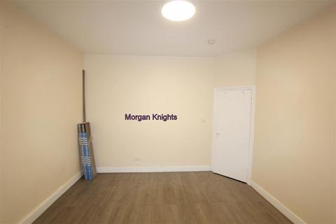 undefined, Forest Gate E7