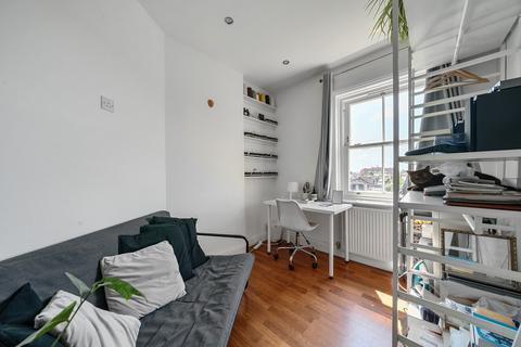 2 bedroom flat for sale, Greyhound Road, London, W6