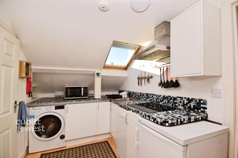 2 bedroom apartment to rent, Genoa Road, London SE20