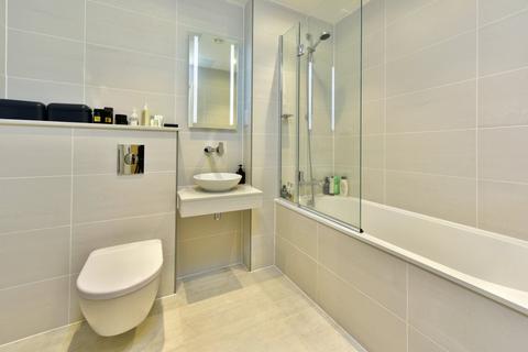 2 bedroom apartment to rent, Highbury Crescent, Highbury, London, N5