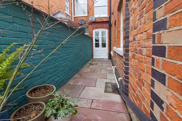 Side patio