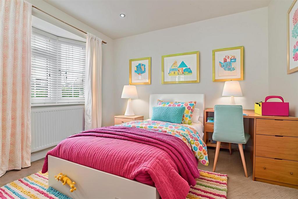 21 North Riding-4 - Kids Room - Standard - 34.jpg