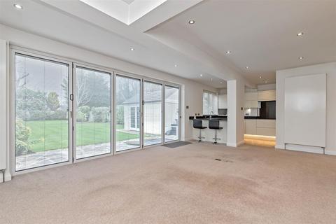 4 bedroom detached house for sale, North Riding, Bricket Wood