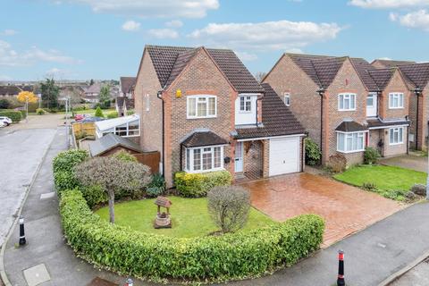 3 bedroom detached house for sale, Williamson Way, Mill End, Rickmansworth, WD3