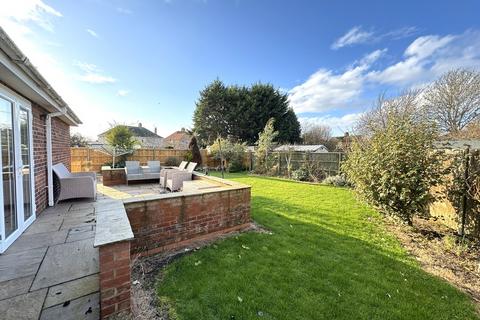3 bedroom semi-detached bungalow for sale, GAYWOOD - Modernised Link Detached 3 Bedroom Bungalow on Cul-De-Sac