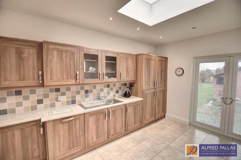 2 bedroom semi-detached bungalow for sale, Natley Avenue, East Boldon