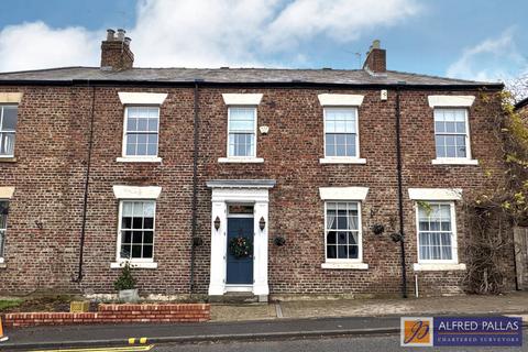 4 bedroom end of terrace house for sale, Gateshead Terrace, West Boldon