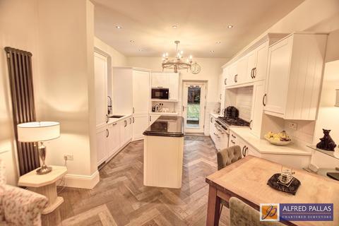 4 bedroom end of terrace house for sale, Gateshead Terrace, West Boldon