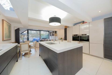 5 bedroom terraced house to rent, Wandsworth Bridge Road, London SW6