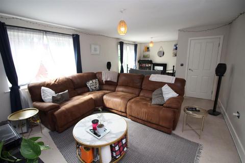 3 bedroom detached house for sale, Bennetts Hill, Dudley DY2