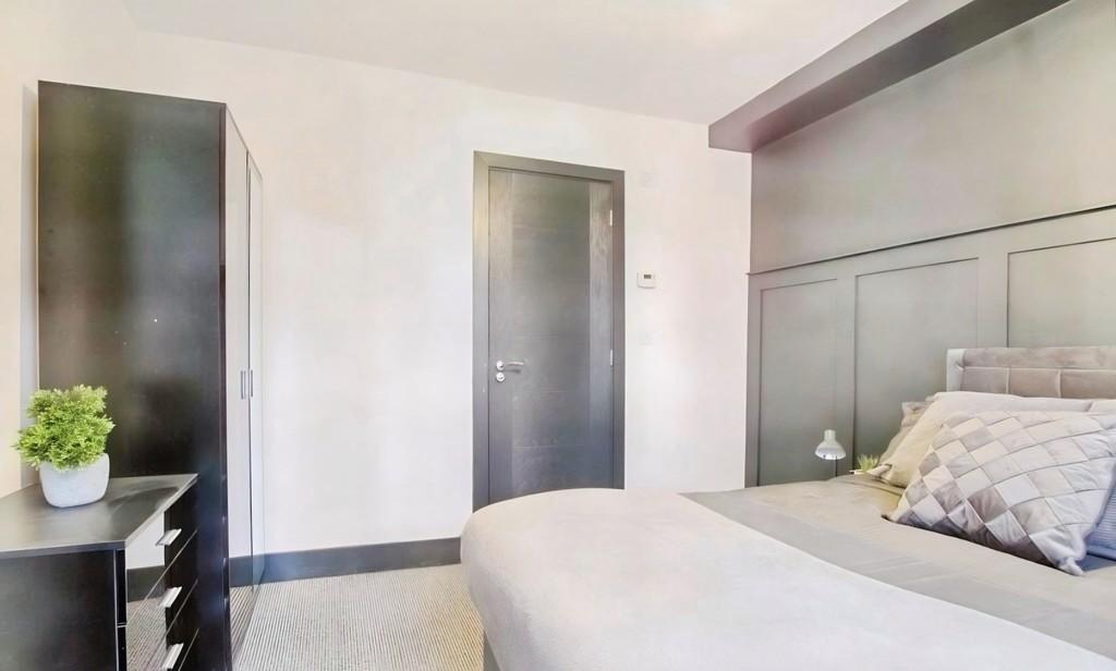 1acfd832-another 20bedroom