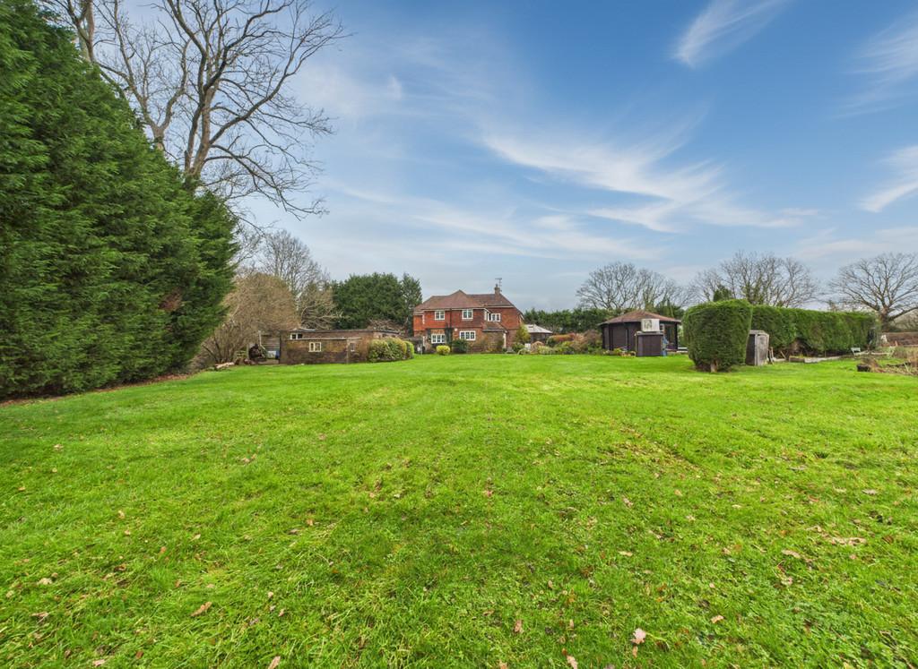 Gardens to house