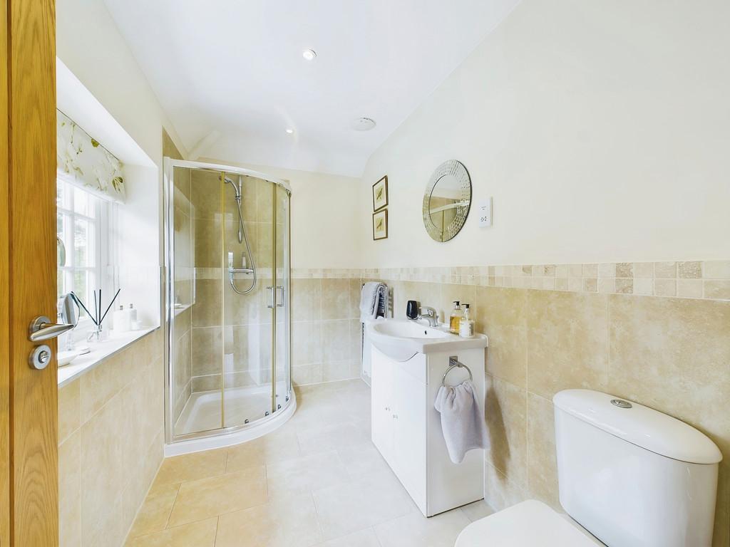 Ensuite two